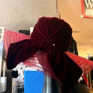 Chic Velvet Maroon Hat with Bow